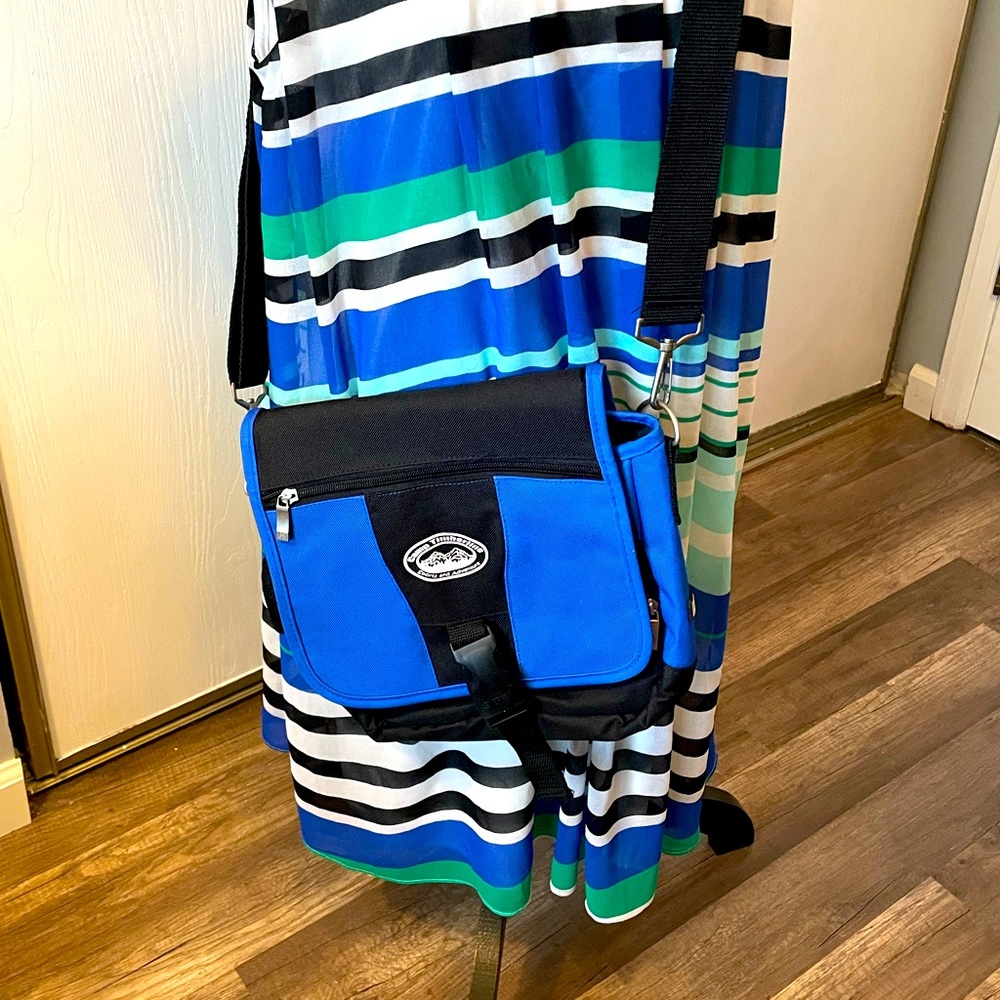 Everest Cross Body Canvas Bag